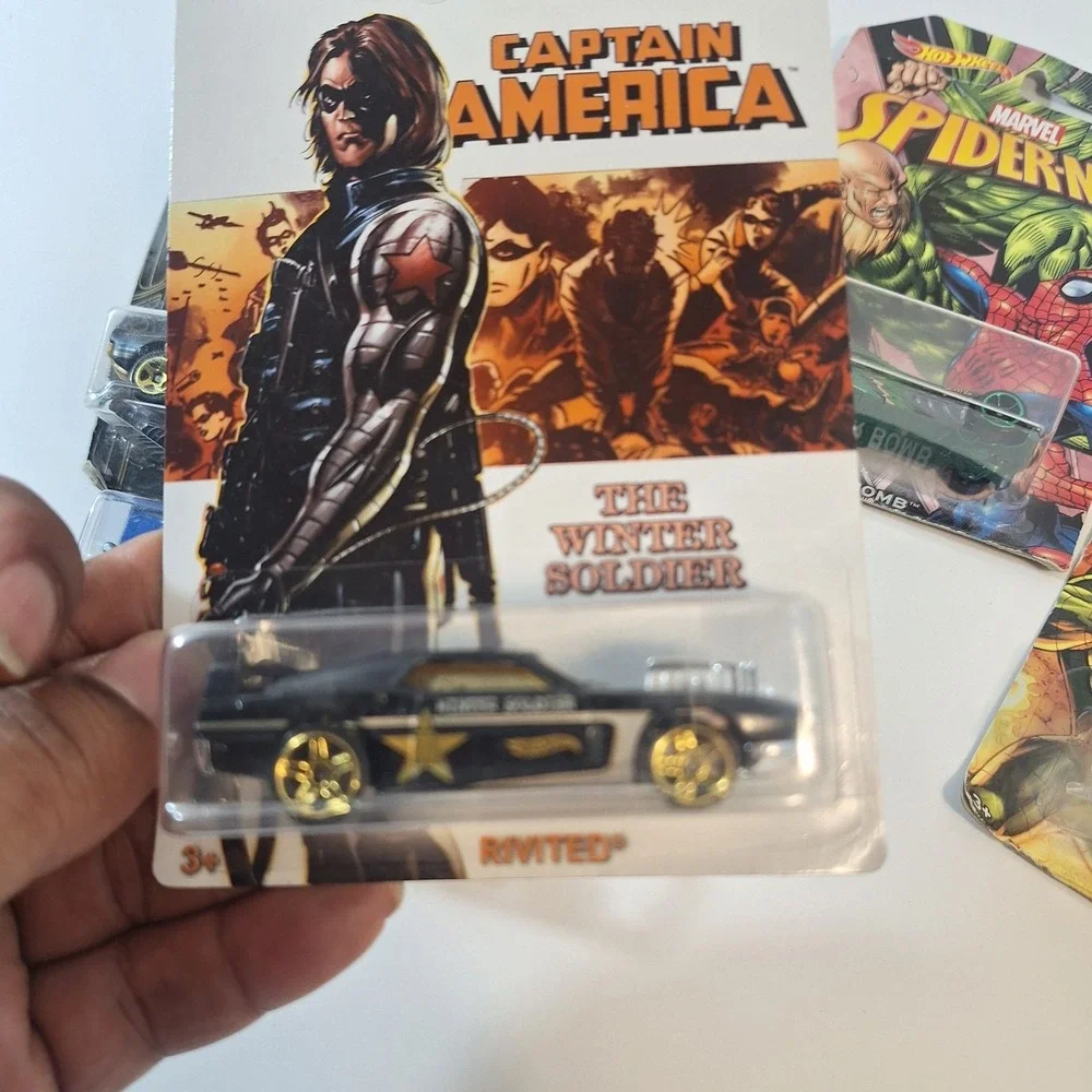 Hot Wheels 7‎ Cars Speeder Treasure/ Jaded / Power Bomb/ Gasser Damage Cards